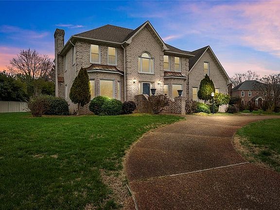2nd image of 1712 Hungers Parish Ct