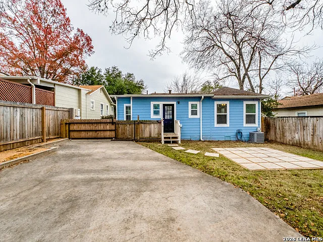 525 Abiso Ave — Photo 20