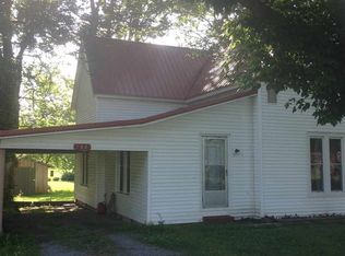 504 4th St, Hazel, KY 42049