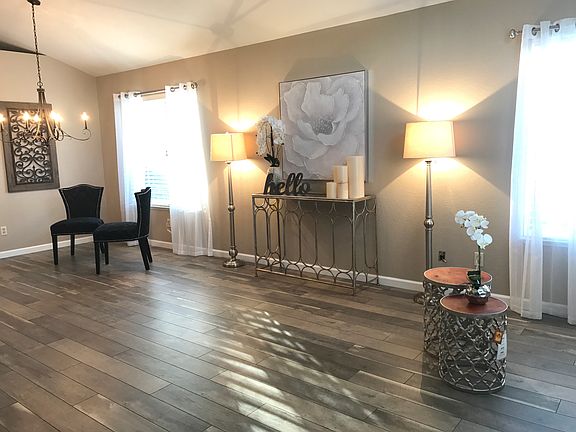 5th image of 1421 Long Creek Way