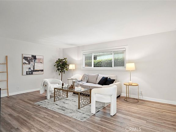 2nd image of 939 E Appleton St APT 26