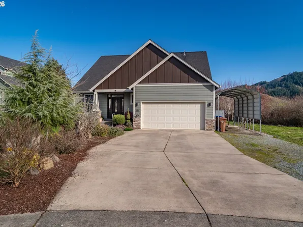 191 SE Callaham Ct, Myrtle Creek, OR 97457