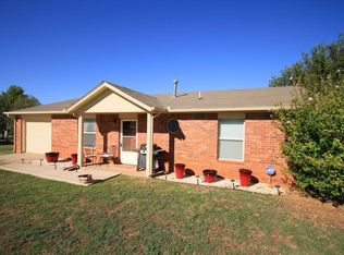 515 S Van Buren Ave, Blanchard, OK 73010