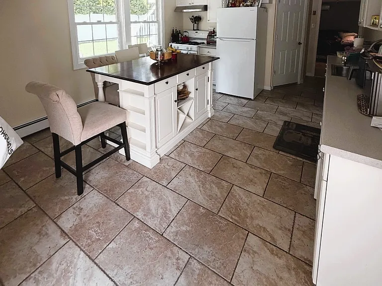 275 Evergreen Ave #1 — Photo 3