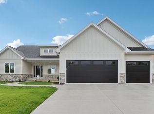 7704 Autumn Blaze Trl, Deforest, WI 53532