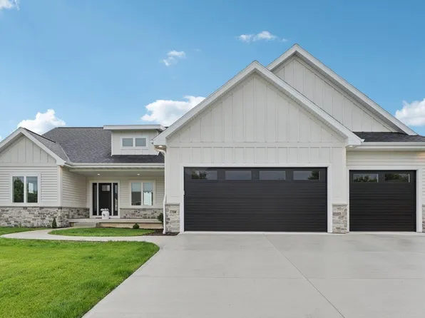 7704 Autumn Blaze Trail, Deforest, WI 53532
