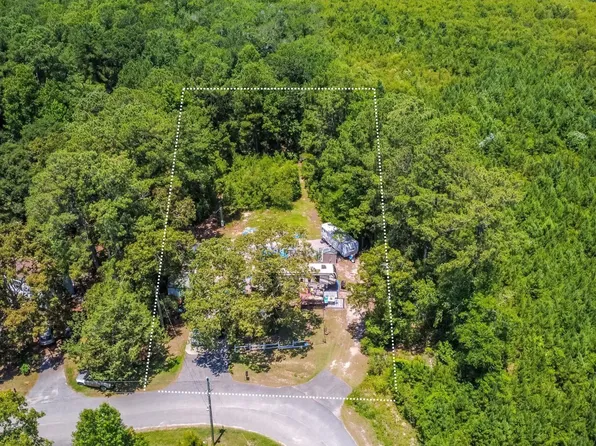 297 Crystal Lane Rd., Longs, SC 29568