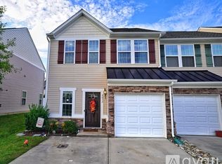 2632 Silverthorn Dr, Charlotte, NC 28273