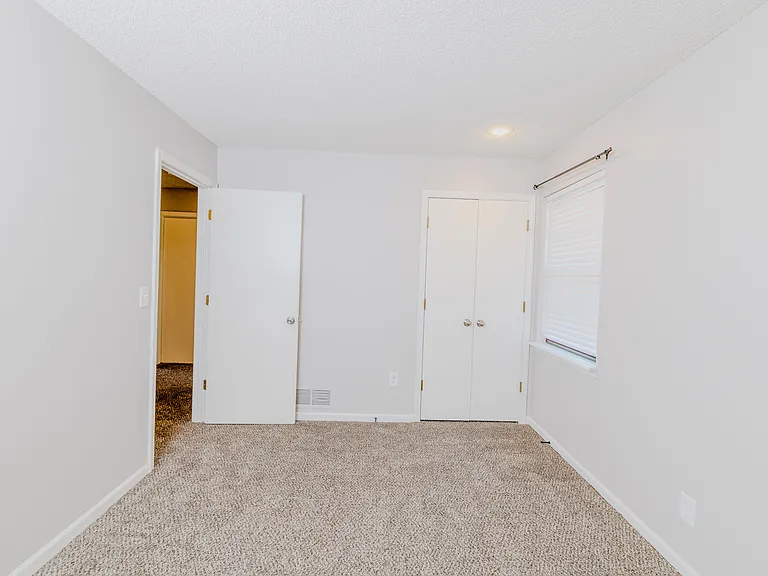 6811 W 149th Ter — Photo 21