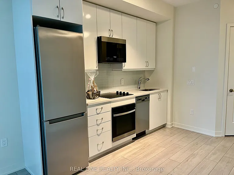 38 Annie Craig Dr #1706 — Photo 5