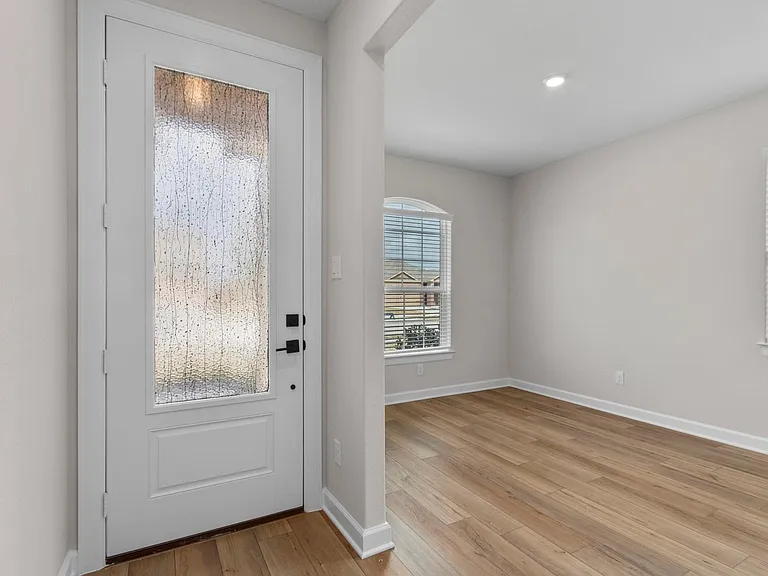 1126 Campside Dr — Photo 3