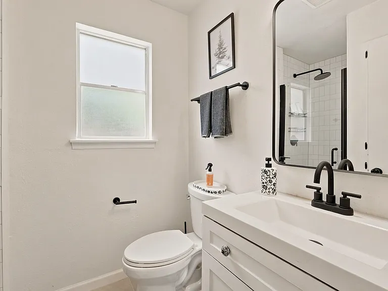 6807 Connie Mack St — Photo 11