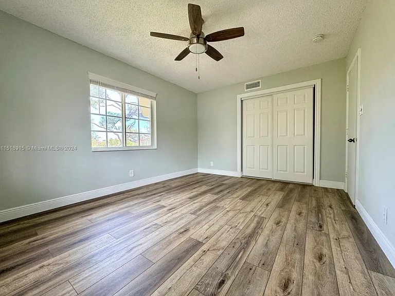 706 SE 2nd Ave #436 — Photo 6