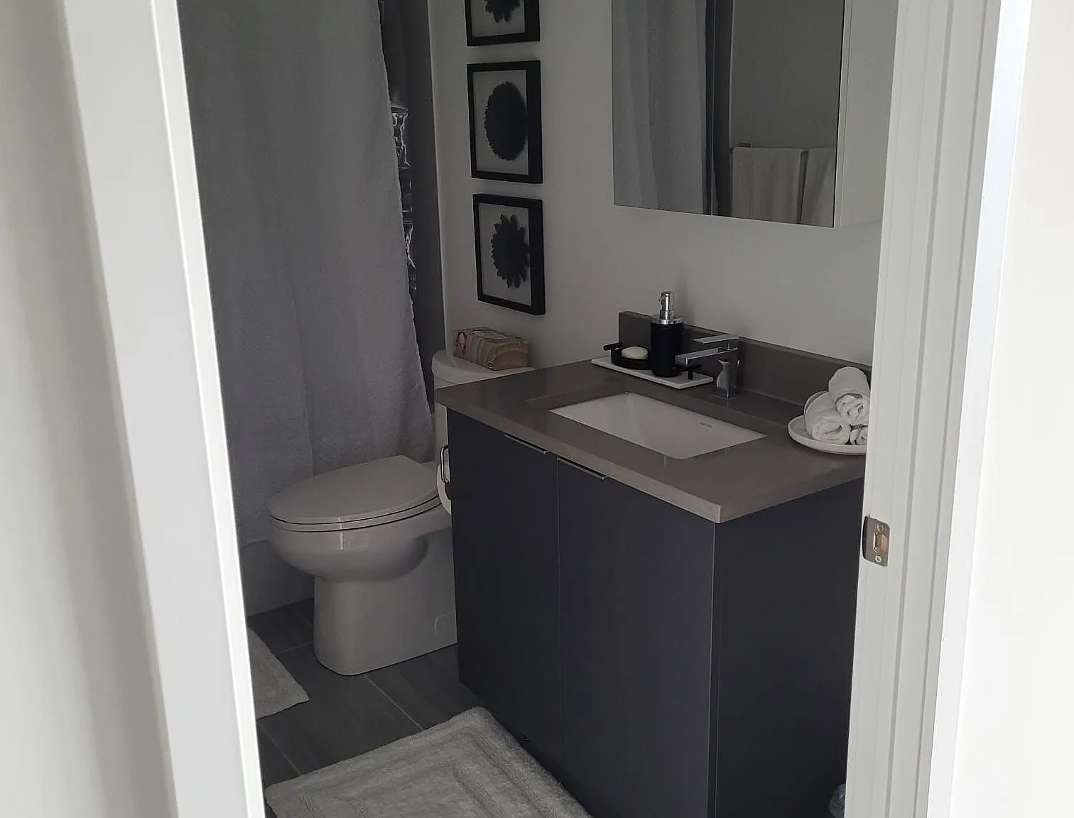 K Square Condos — Photo 4