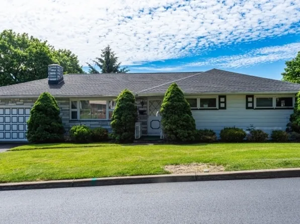 35 Hillside Ave, Netcong Boro, NJ 07857