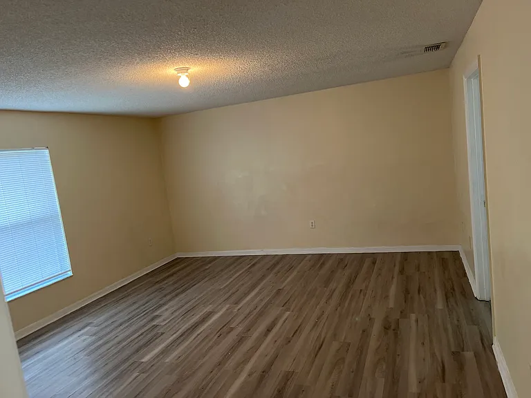 1906 Myakka Ct — Photo 19