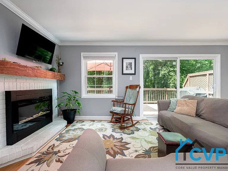 1609 Forest Hill Ct — Photo 10
