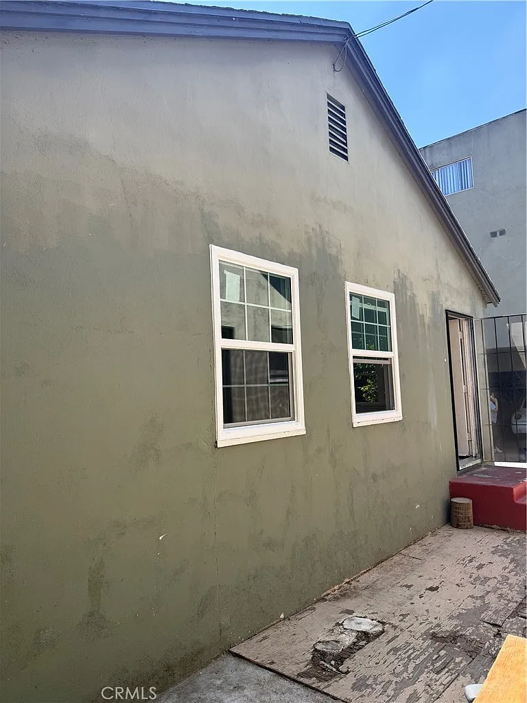 2 bed, 800 sqft, $2,900 — Photo 2