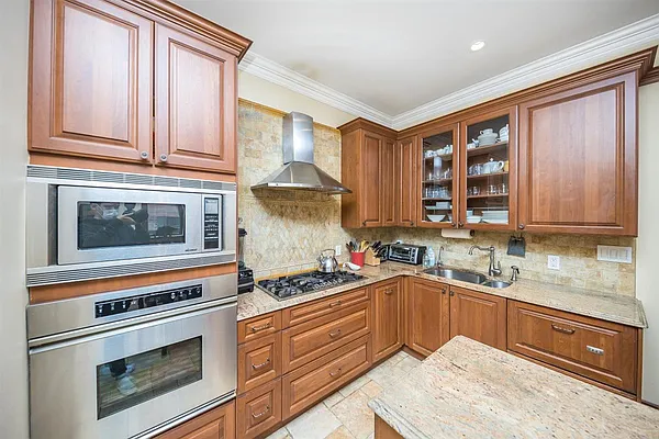 Sold by NestApple, Inc. | media 19