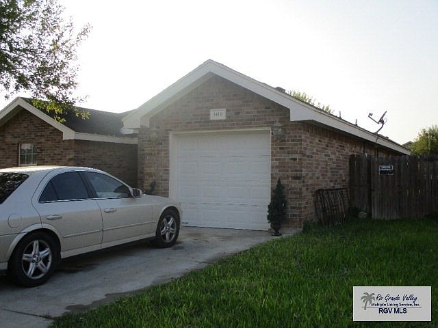 2nd image of 1410 Rodriguez St