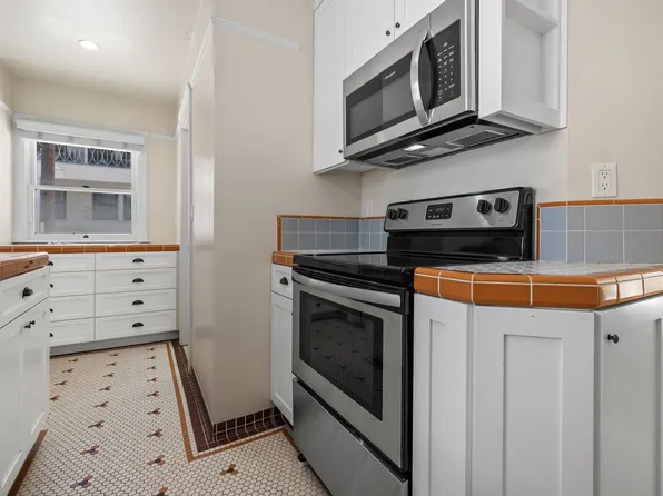 Lovely Cottage In Hillcrest., 1819 University Ave, San Diego, CA 92103