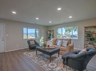 1701 33rd St SE, Rio Rancho, NM 87124