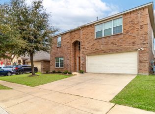 5016 Wild Oats Dr, Fort Worth, TX 76179