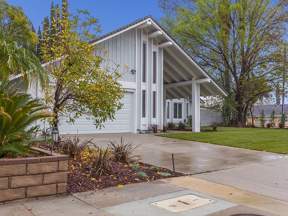 Beautiful West Hills home