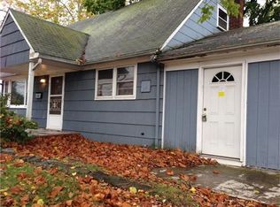 615 Clinton Ave, Middlesex, NJ 08846