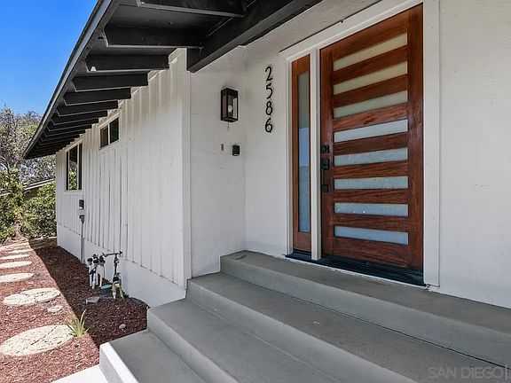 3rd image of 2586 Azure Coast Dr