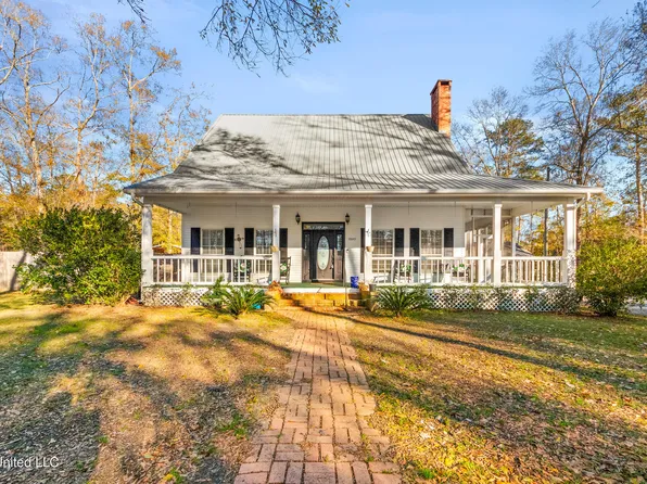 16649 Old River Rd, Vancleave, MS 39565