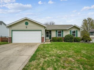 4 Pine Tree Ct, Saint Peters, MO 63376