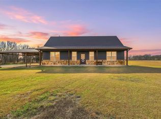 689 Stafford Rd, Italy, TX 76651