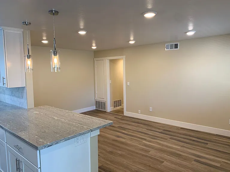 The Flats — Photo 32