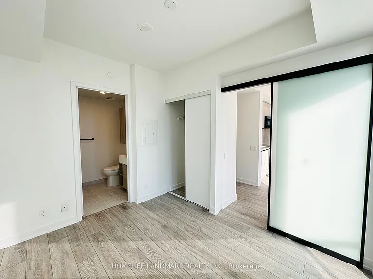 108 Peter St #2106 — Photo 9