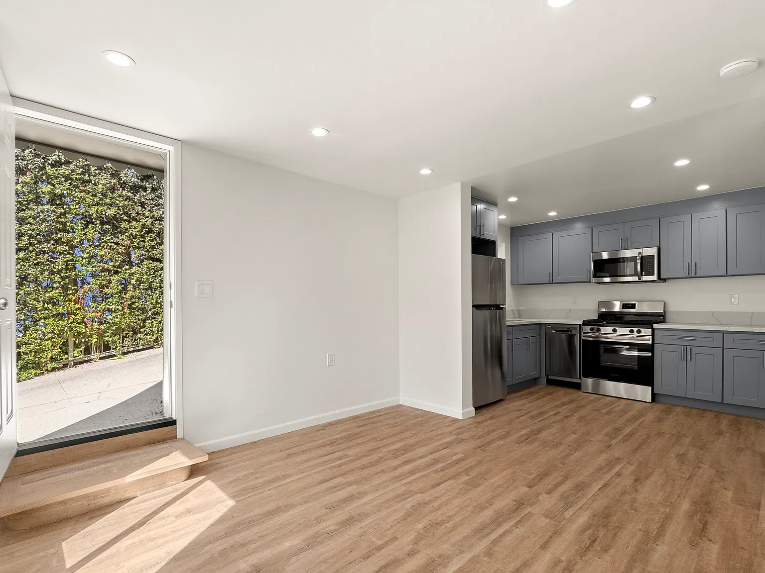 1 bed, 475 sqft, $3,450 — Photo 1