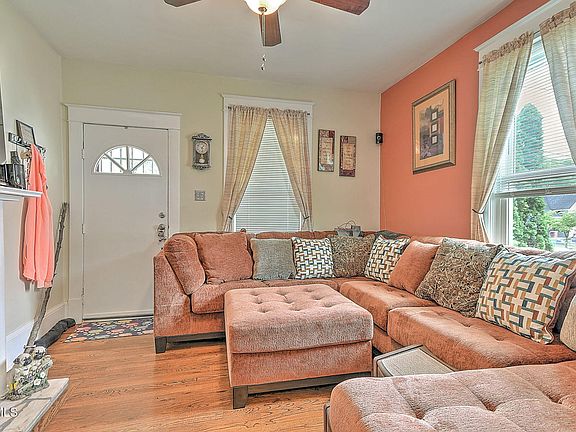 5th image of 1833 Anderson St