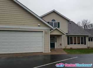 12102 Lake Ln, Lindstrom, MN 55045