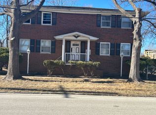 821 S Pasfield St #3, Springfield, IL 62704