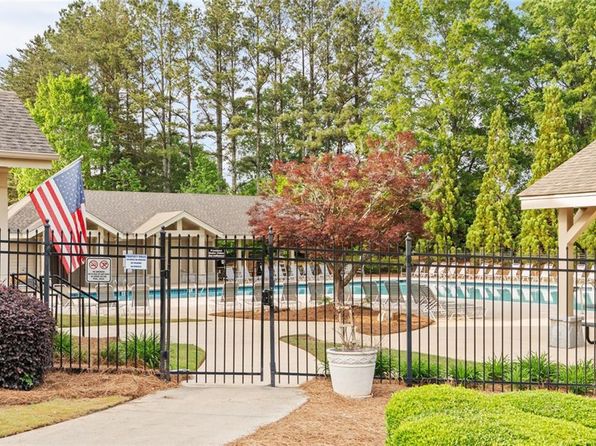 3720 Bridle Ridge Dr, Suwanee, GA 30024