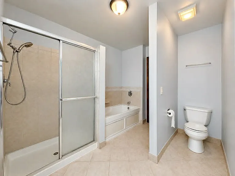 1696 Vermont Dr — Photo 17