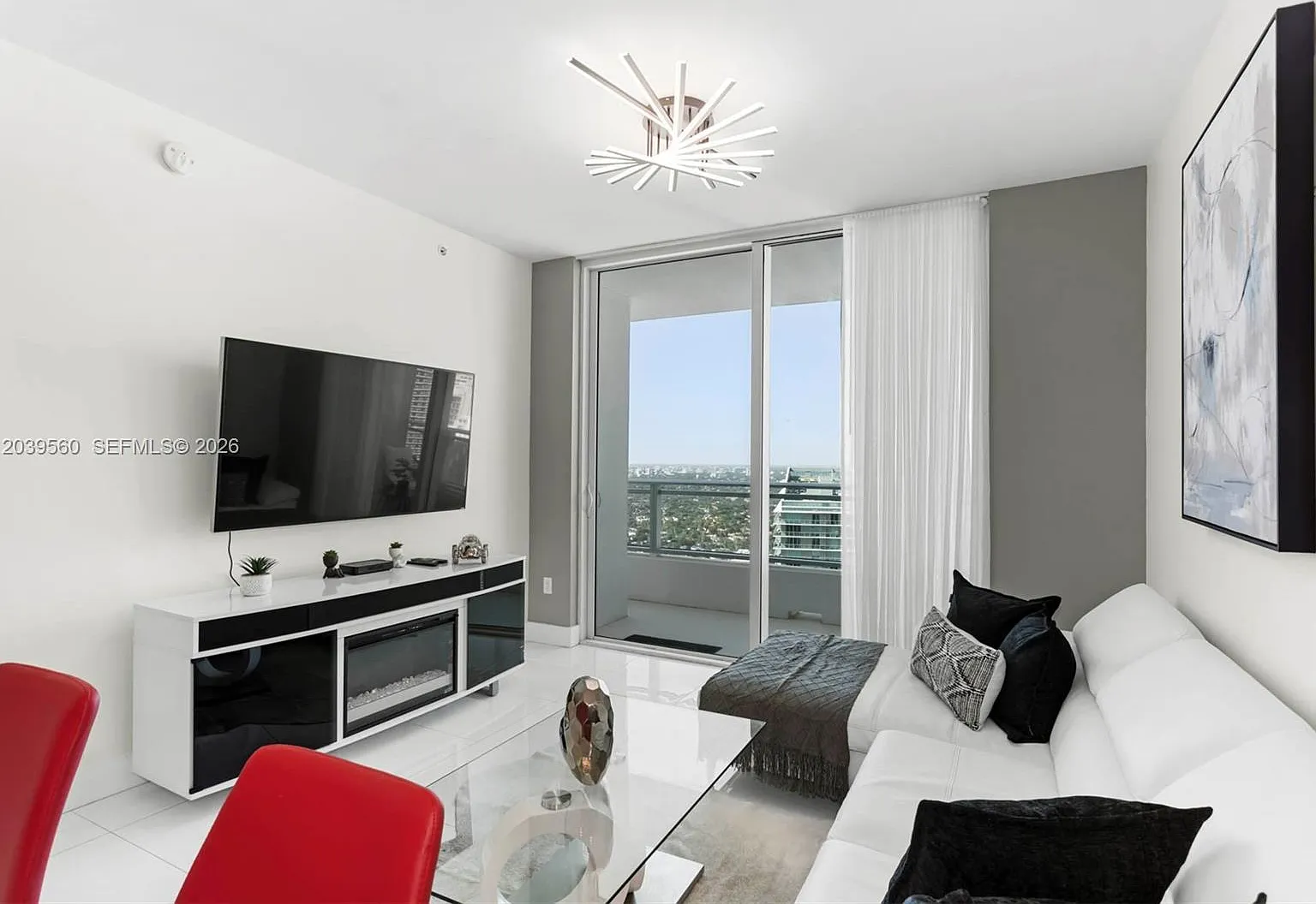The Bondo (1080 Brickell) — Photo 3