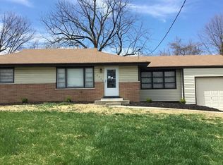 10009 Imperial Dr, Saint Louis, MO 63136