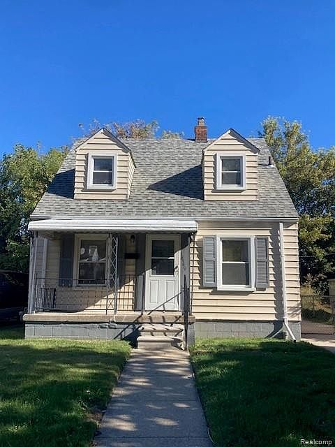 1st image of 18549 Elkhart St