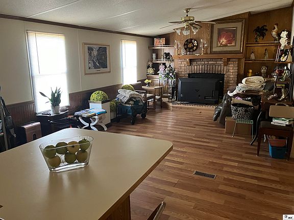 5th image of 312 Shady Oaks Dr