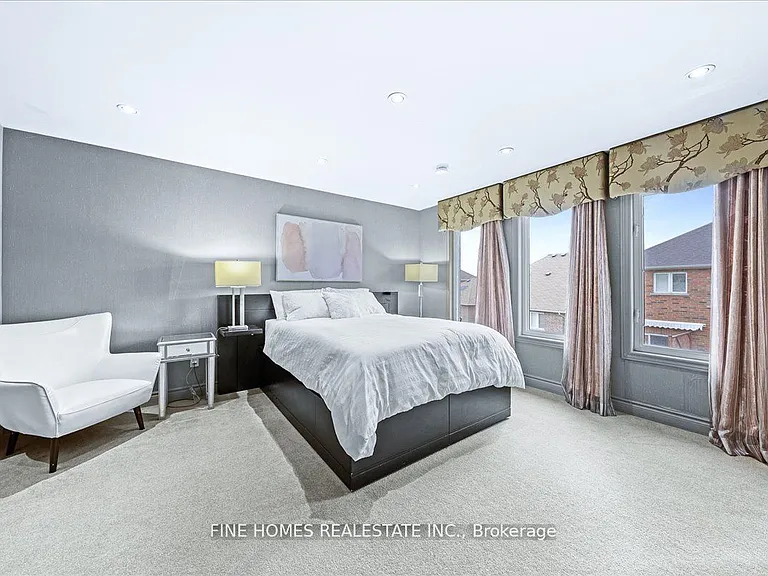 26 Gesher Cres — Photo 18