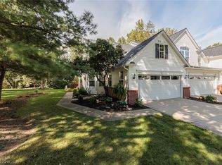 2114 W Reserve Cir, Avon, OH 44011