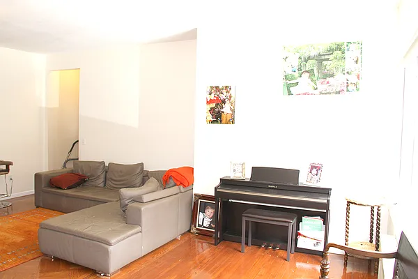 Rented by Douglas Elliman | media 25