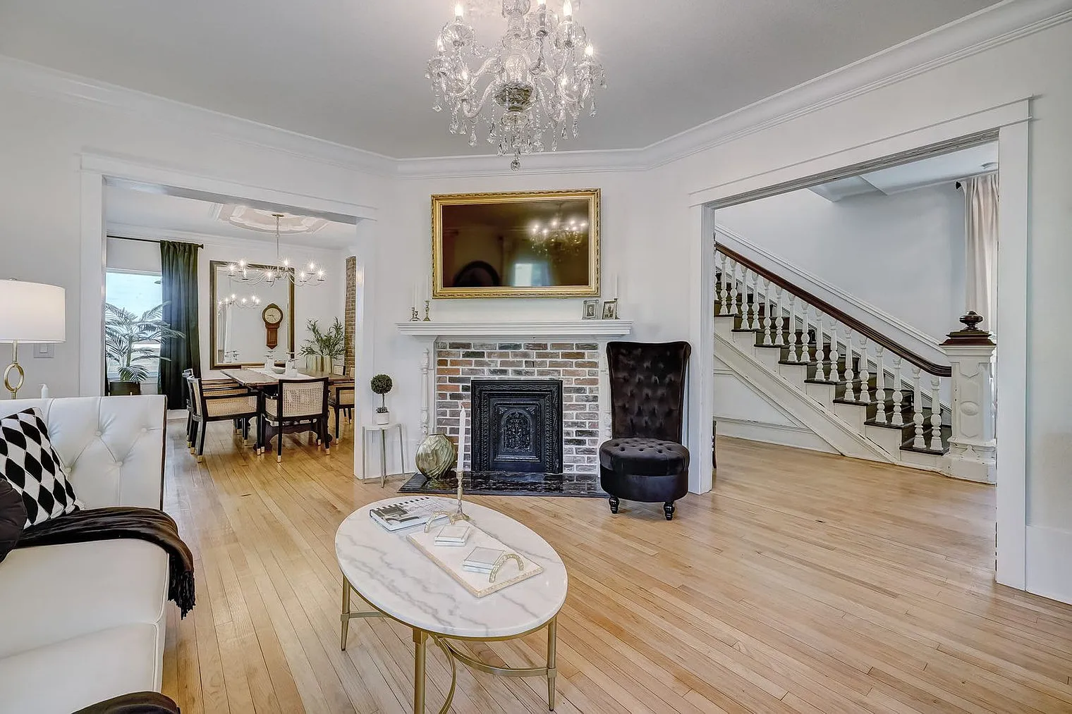4 bed, 3.0 bath, 2497 sqft, $14,688 — Photo 3