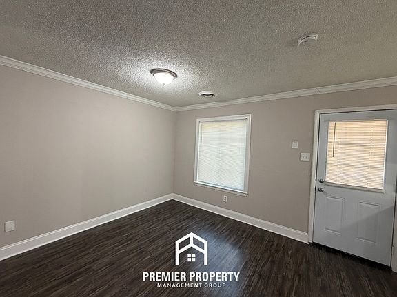 4th image of 3875 Earlynn Dr